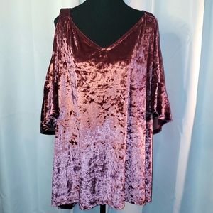 Torrid crushed velvet top 😍